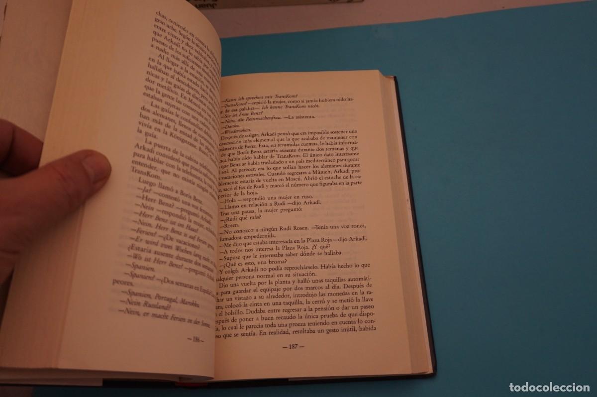 Libros: AR16EF/ LA PLAZA ROJA - MARTIN CRUZ SMITH - Foto 4