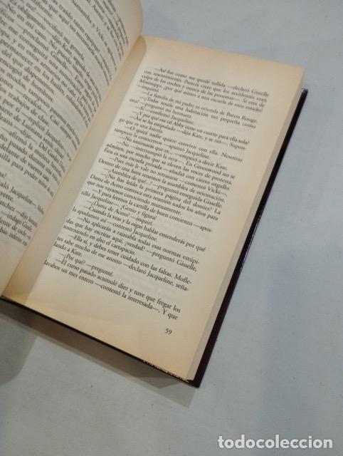 Libros: V. C. Andrews - Un destello en la niebla - Foto 2