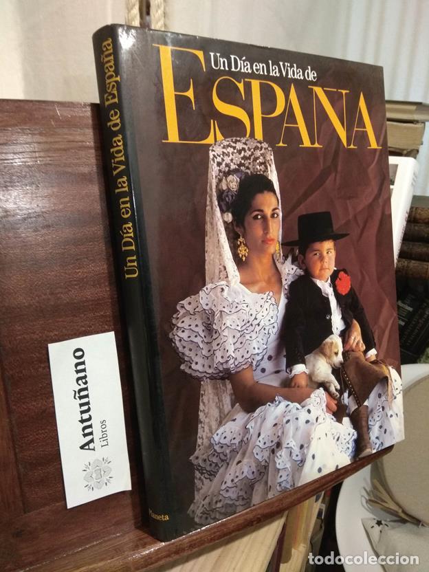 Libros: Un d&iacute;a en la vida de Espa&ntilde;a - Foto 1