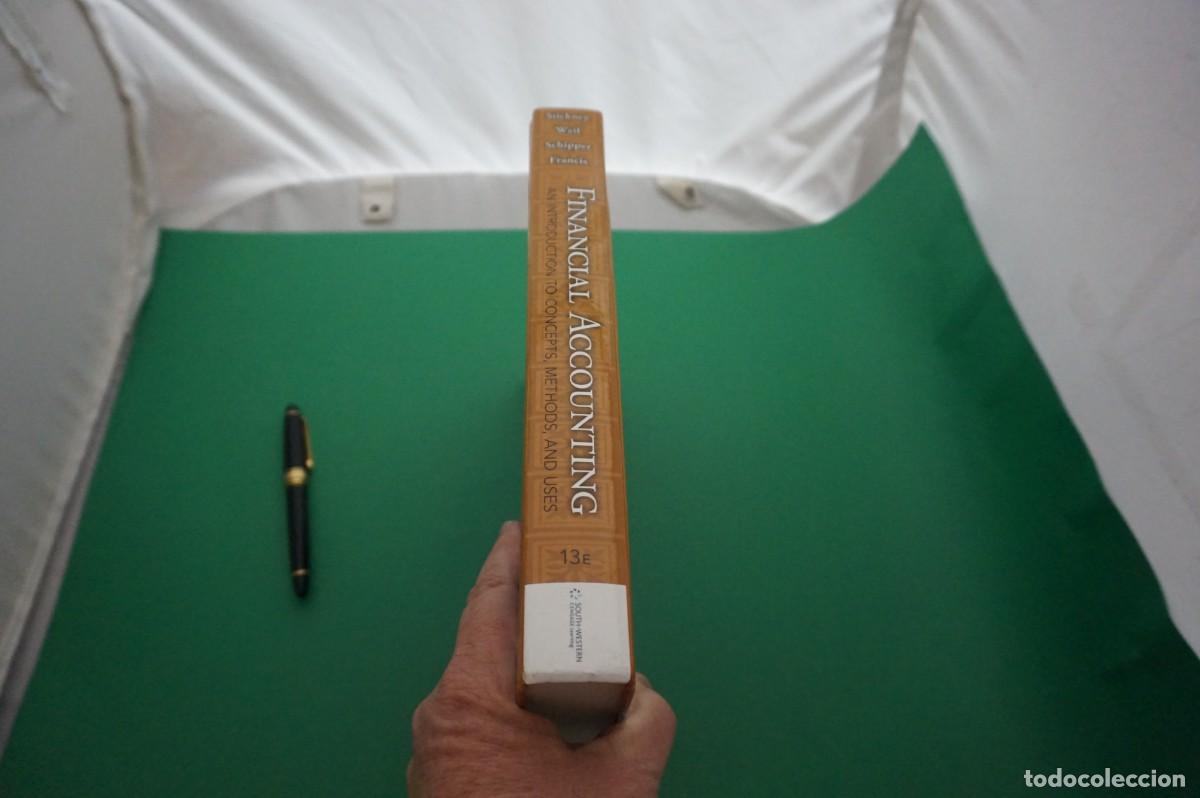 Libros: AMF-29G/ FINANCIAL ACCOUNTING - AN INTRODUCTION TO CONCEPTS, METHODS AND USES - Foto 5