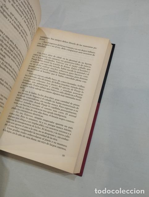 Libros: Christian Jacq - El fara&oacute;n negro - Foto 2
