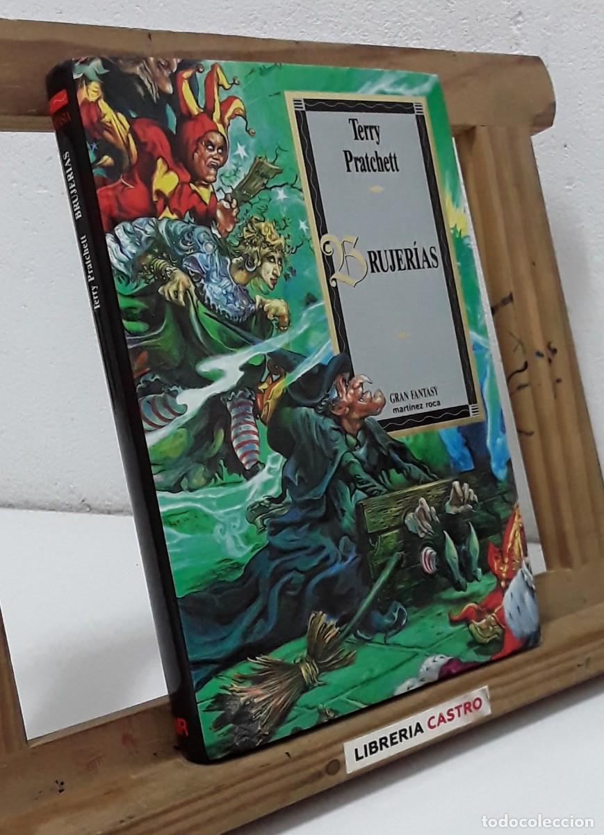 Libros: Brujer&iacute;as - Terry Pratchett - Foto 1