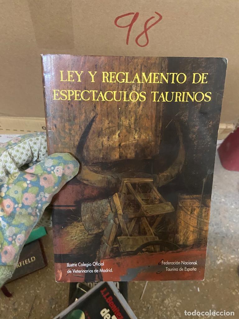 Libros: CAJA98 LEY Y REGLAMENTO DE ESPECTACULOS TAURINOS - Foto 1