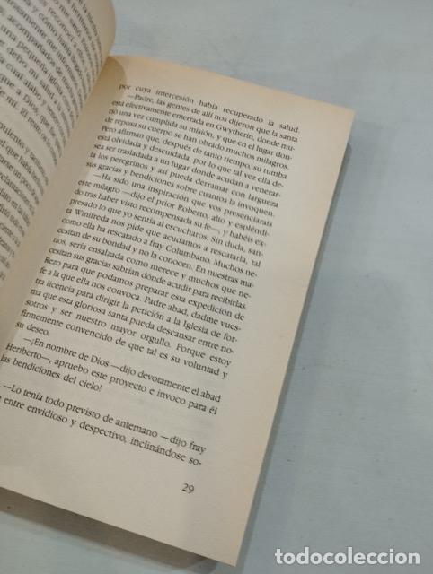 Libros: Ellis Peters - Un dulce sabor a muerte - Foto 2
