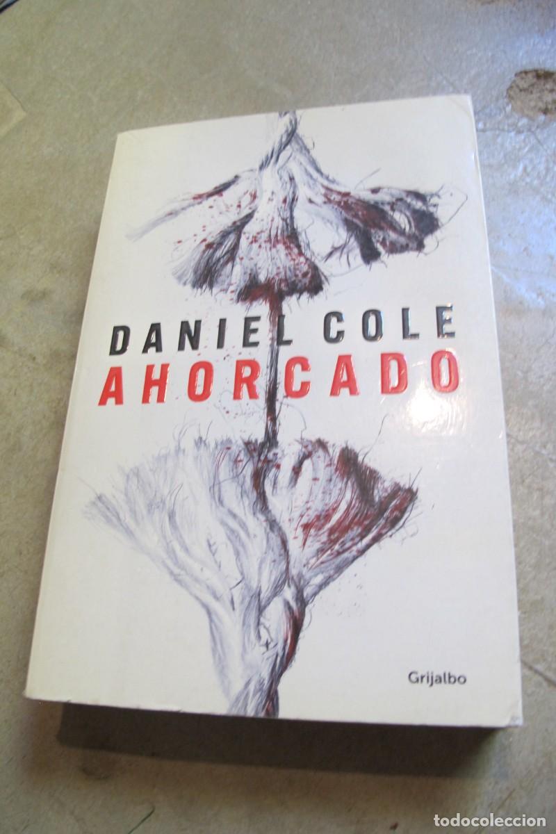 Libros: AHORCADO. DANIEL COLE - Foto 1