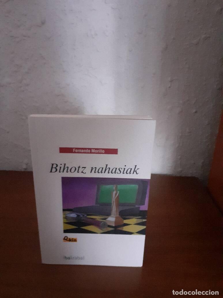 Libros: BIHOTZ NAHASIAK - Morillo, Fernando - Foto 1