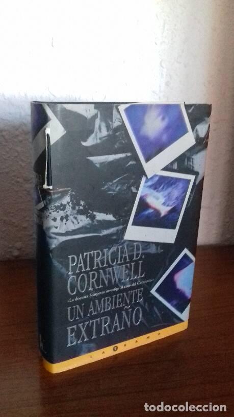Libros: AMBIENTE EXTRA&Ntilde;O, UN - Cornwell, Patricia D. - Foto 1