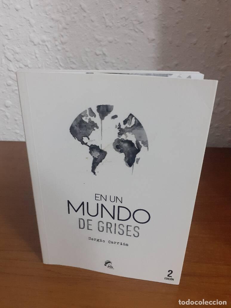 Libros: EN UN MUNDO DE GRISES - Carrion, Sergio - Foto 1