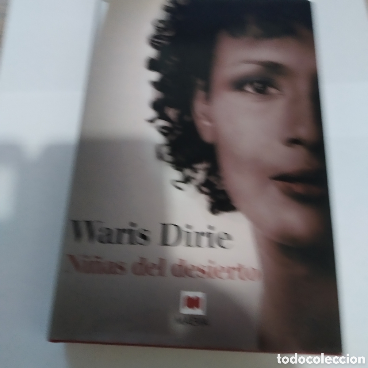 Libros: Ni&ntilde;as del desierto. Waris Dirie - Foto 1