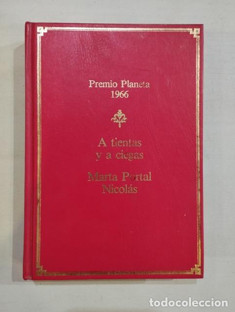 Libros: Marta Portal Nicol&aacute;s - A tientas y a ciegas - Foto 1
