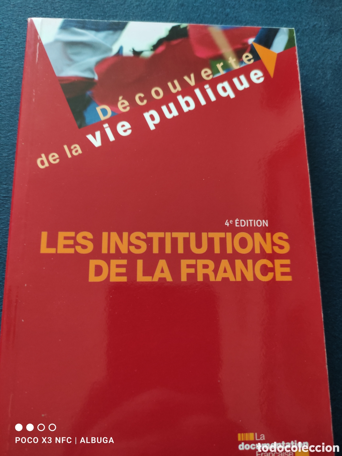Libros: Les institutions de la France.