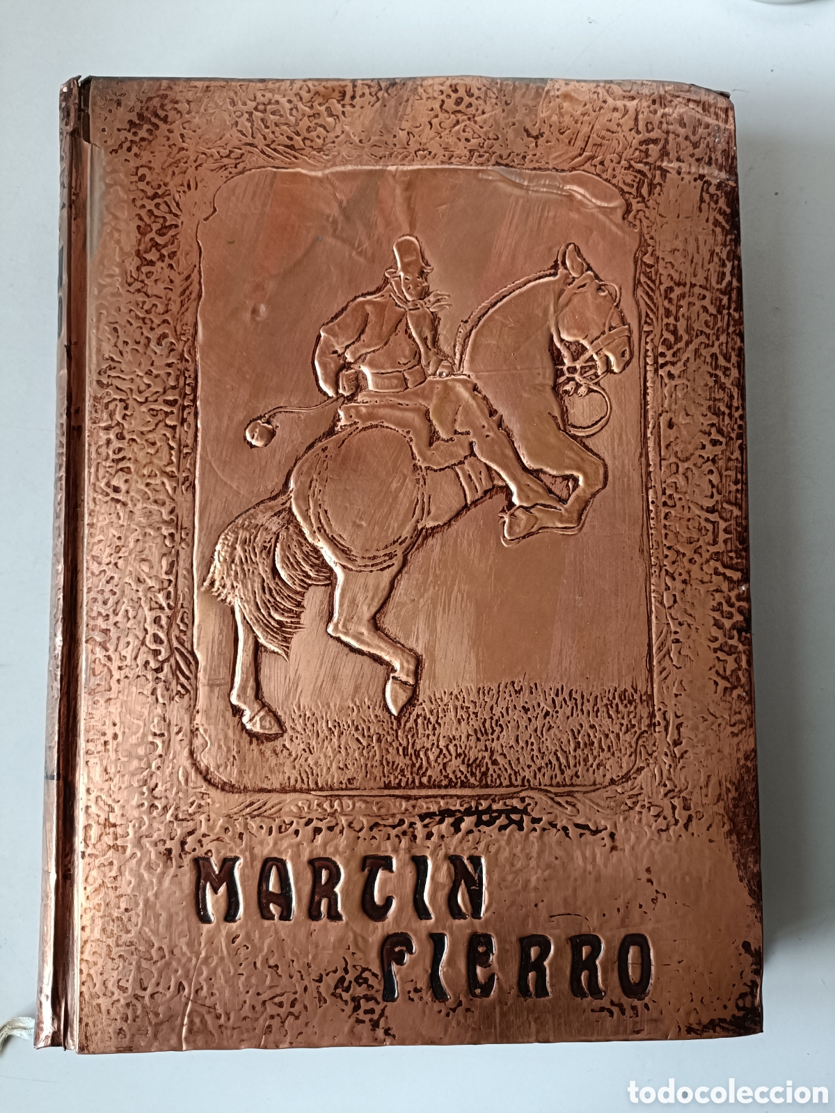 Libros: Mart&iacute;n Fierro tapas repujadas en cobre - Foto 1