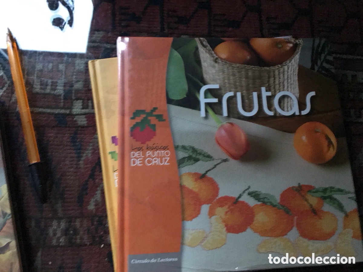 Libros: Los b&aacute;sicos del punto de cruz. C&iacute;rculo de lectores. Cinco libros. Pasta dura. - Foto 5