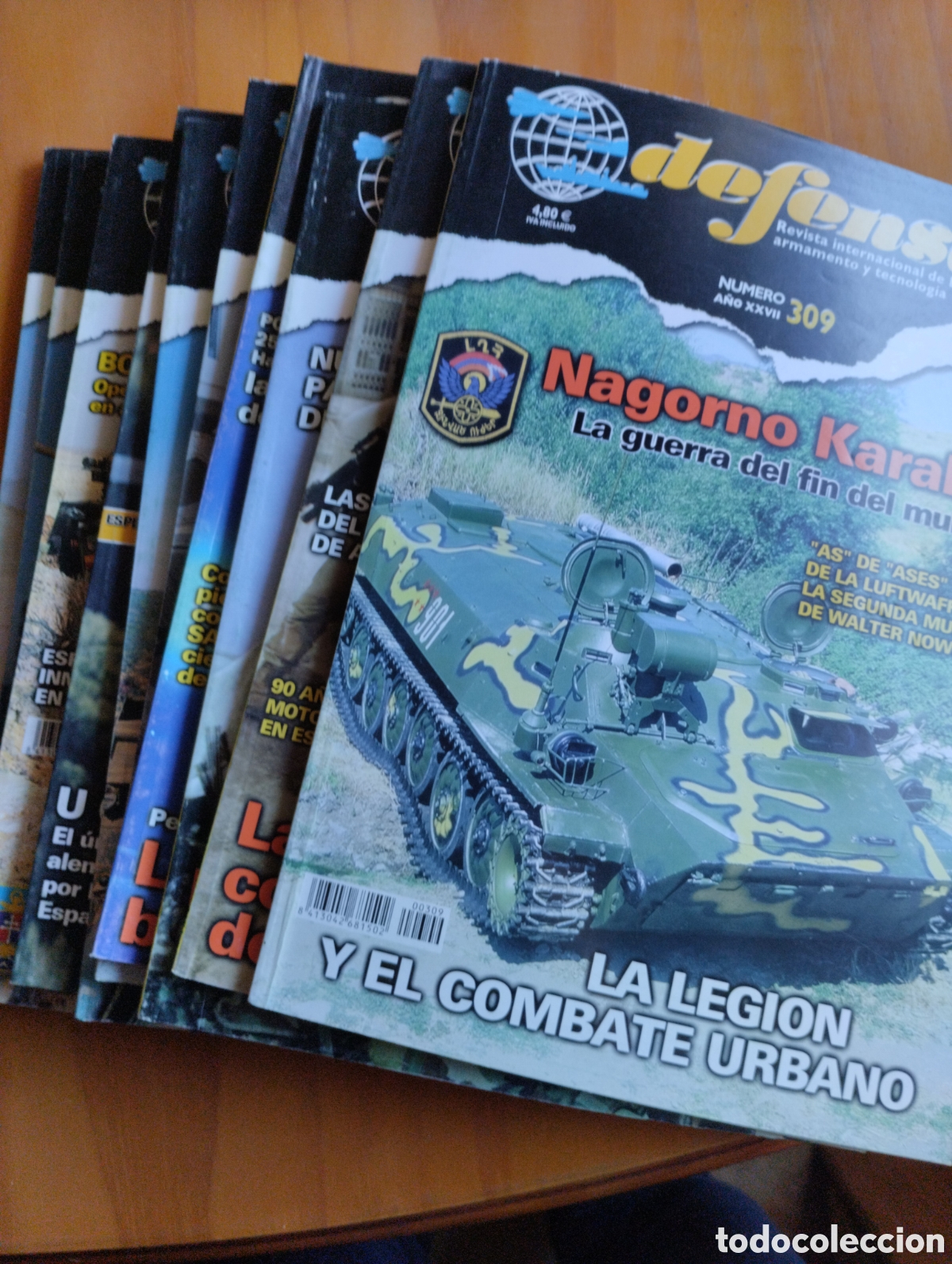 Libros: Revista de Defensa a&ntilde;o 2004 - Foto 1