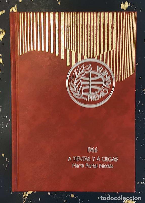 Libros: A tientas y a ciegas - Marta Portal Nicol&aacute;s - Foto 1