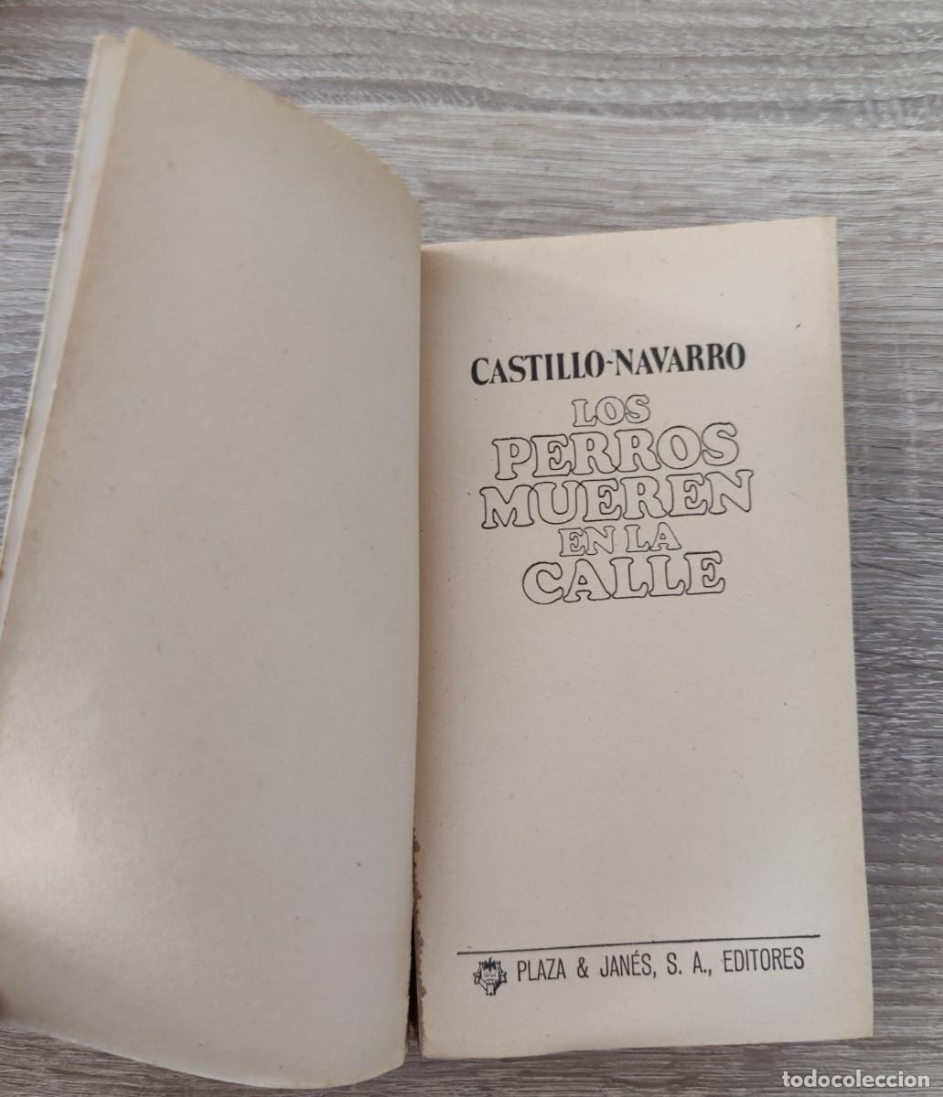 Libros: Libro Los Perros Mueren en la Calle - Foto 2