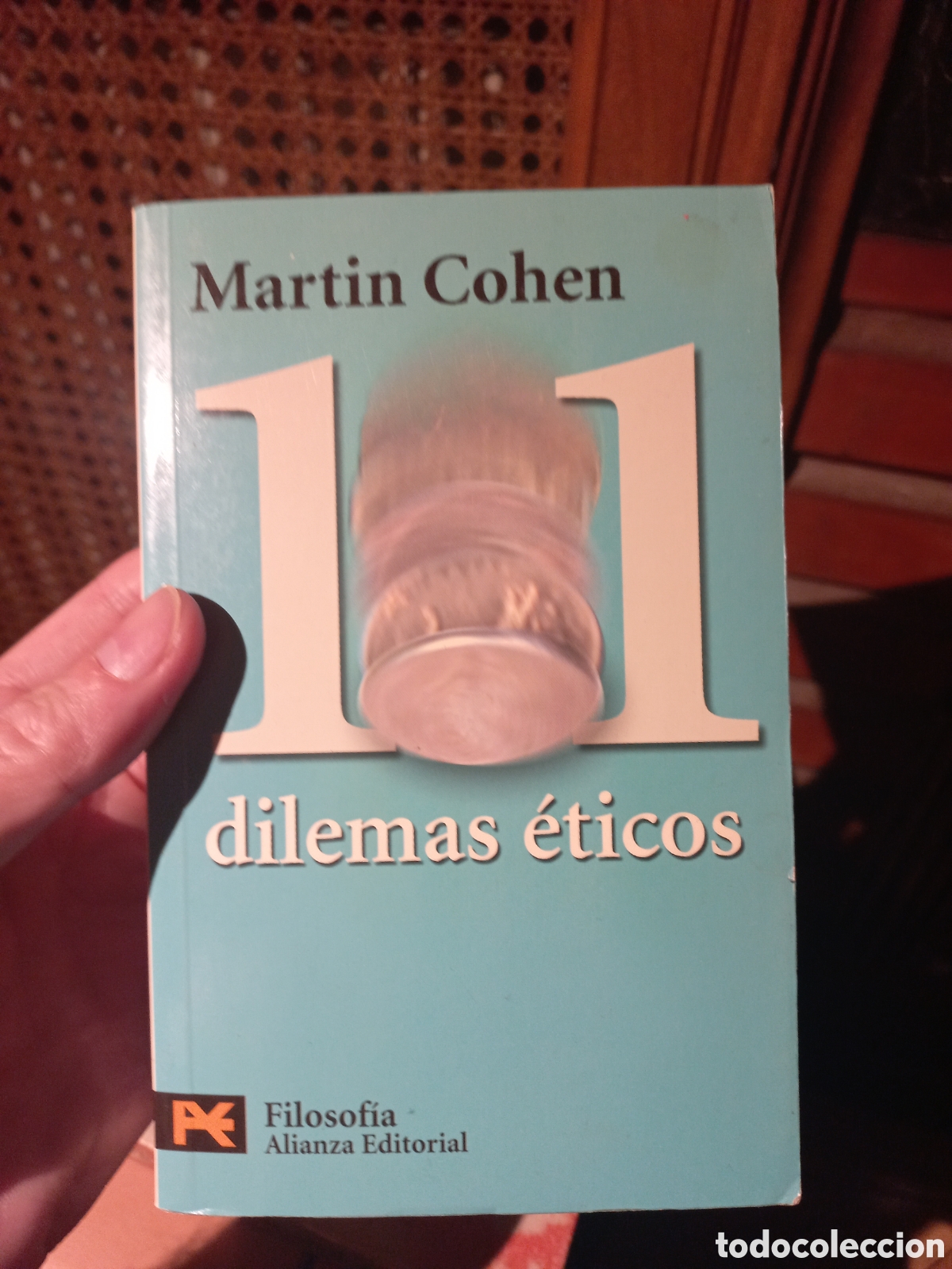 Libros: 101 dilemas &eacute;ticos, Martin Cohen - Foto 1