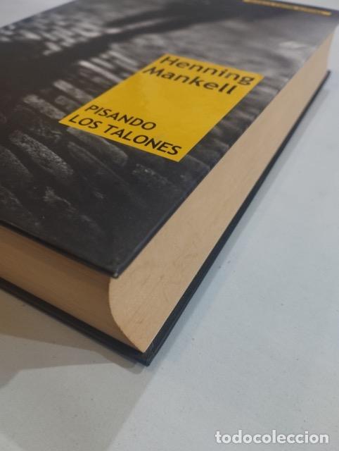 Libros: Henning Mankell - Pisando los talones - Foto 2