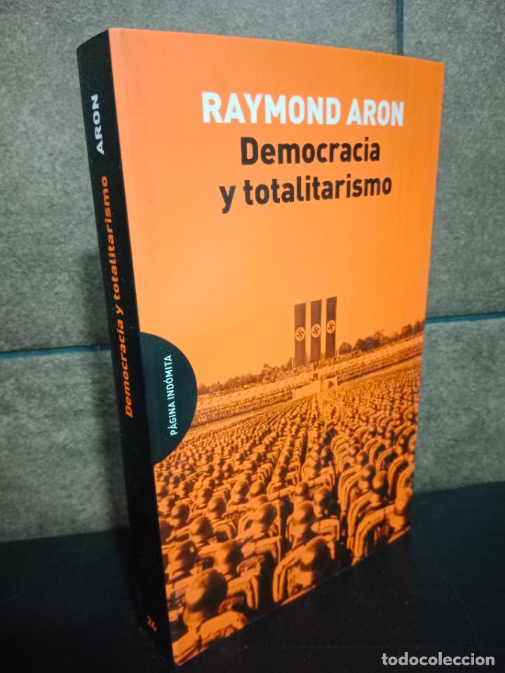 Libros: Democracia y totalitarismo. Raymond Aron. - Foto 1