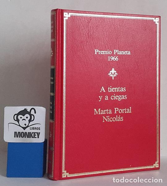 Libros: A tientas y a ciegas - Marta Portal Nicol&aacute;s - Foto 1