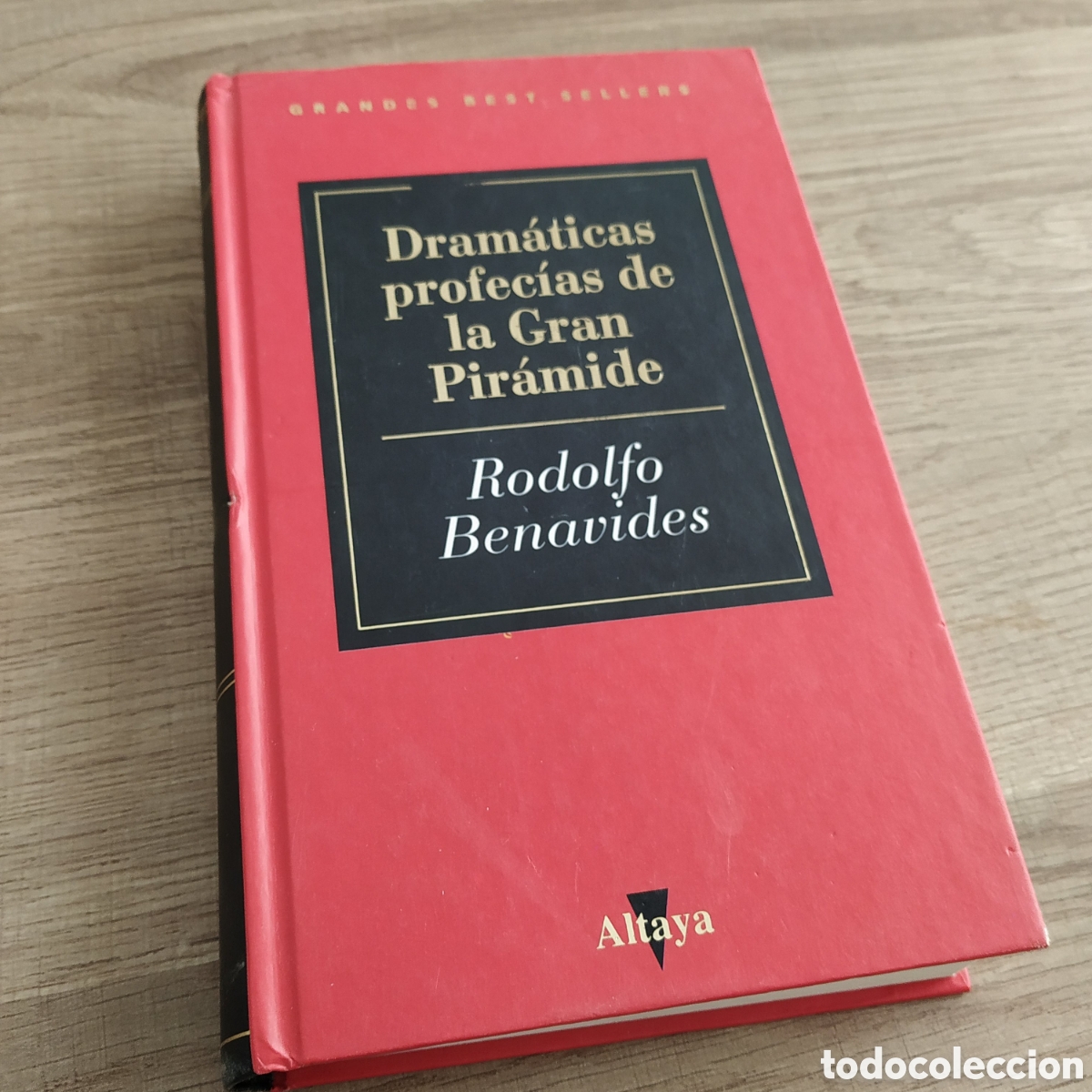 Libros: Dram&aacute;ticas profec&iacute;as de la gran pir&aacute;mide. Rodolfo Benavides - Foto 1