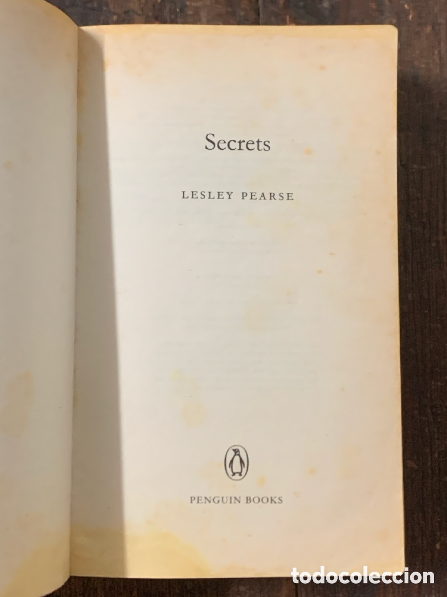 Libros: Secrets, Lesley Pearse - 2004 (En Ingl&eacute;s) - Foto 2