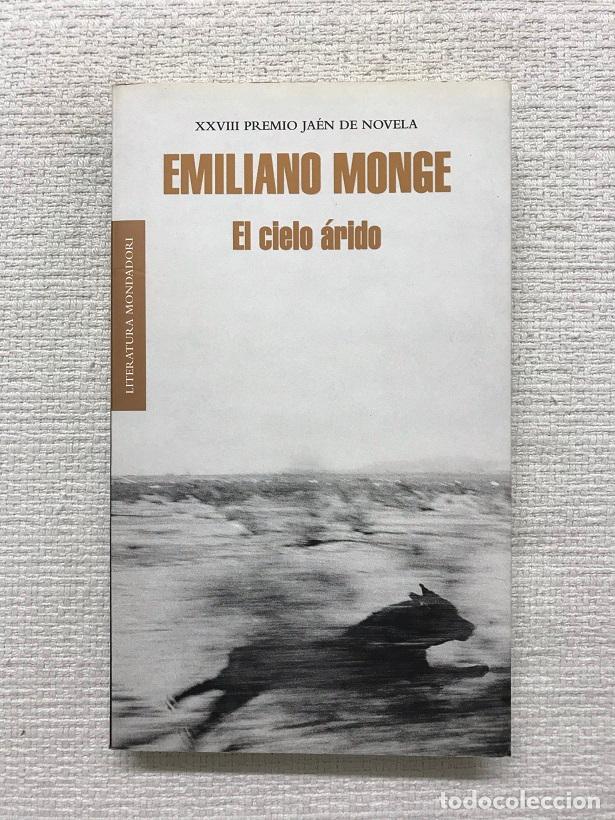 Libros: El cielo &aacute;rido - Emiliano Monge - Foto 1