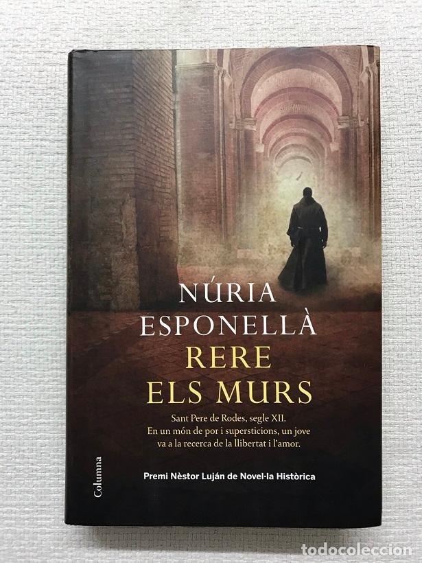 Libros: Rere els murs - N&uacute;ria Esponell&agrave; - Foto 1