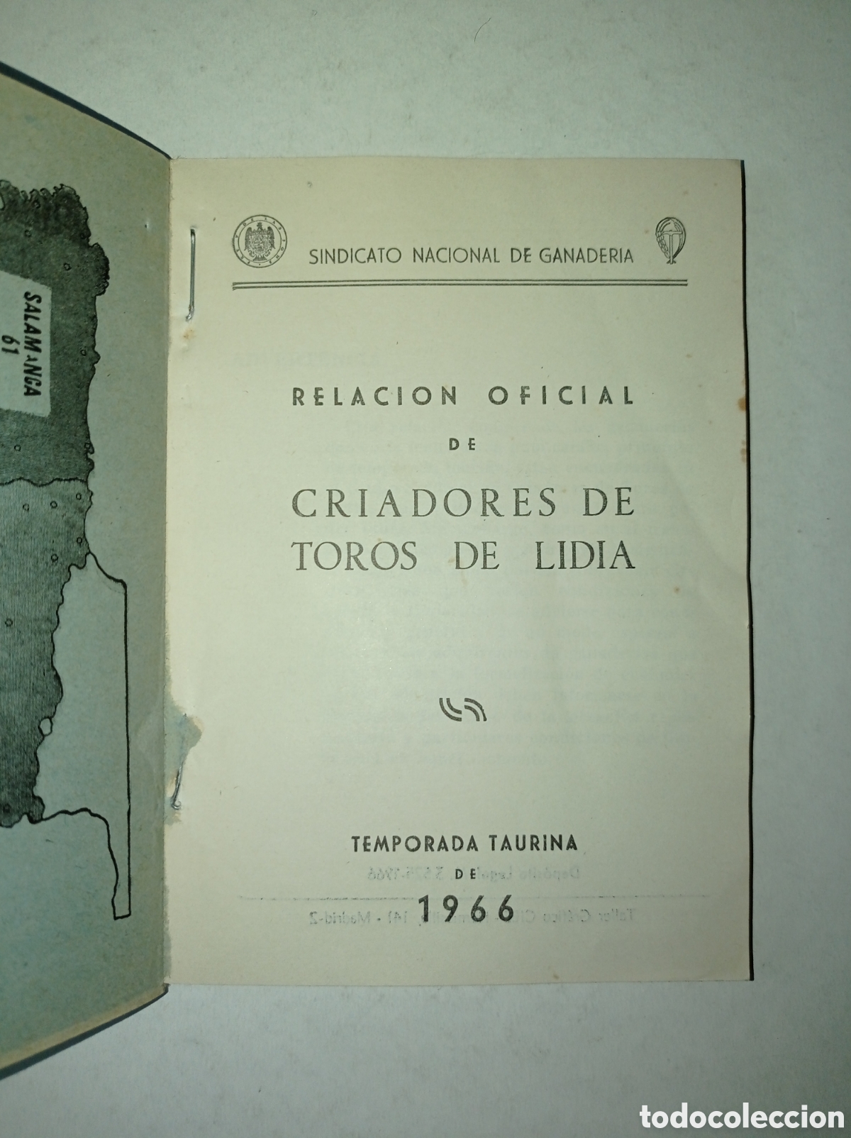 Libros: Criadores de toros de lidia. 1966. - Foto 3