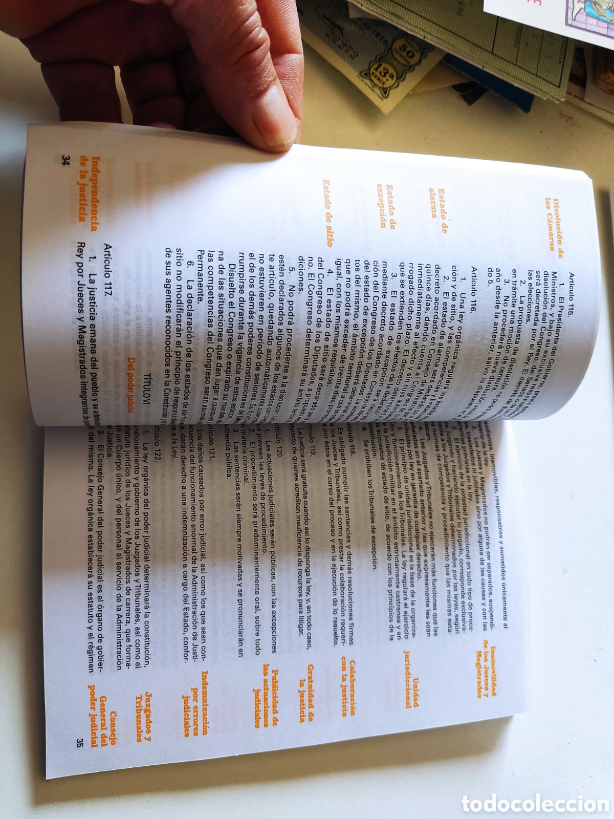 Libros: Libro constituci&oacute;n espa&ntilde;ola, en catal&aacute;n y castellano - Foto 4