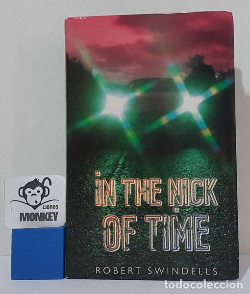 Libros: In The Nick of Time - Robert Swindells - Foto 1