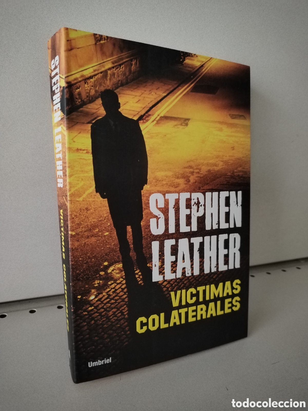 Libros: V&iacute;ctimas colaterales - Leather, Stephen - Foto 1