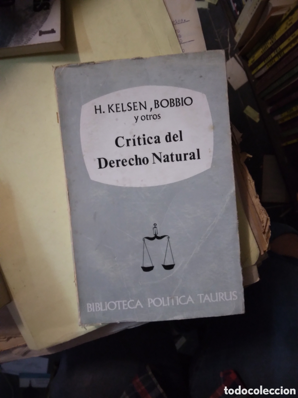 Libros: Kelsen, Bobbio, Critica del derecho natural,Taurus - Foto 1