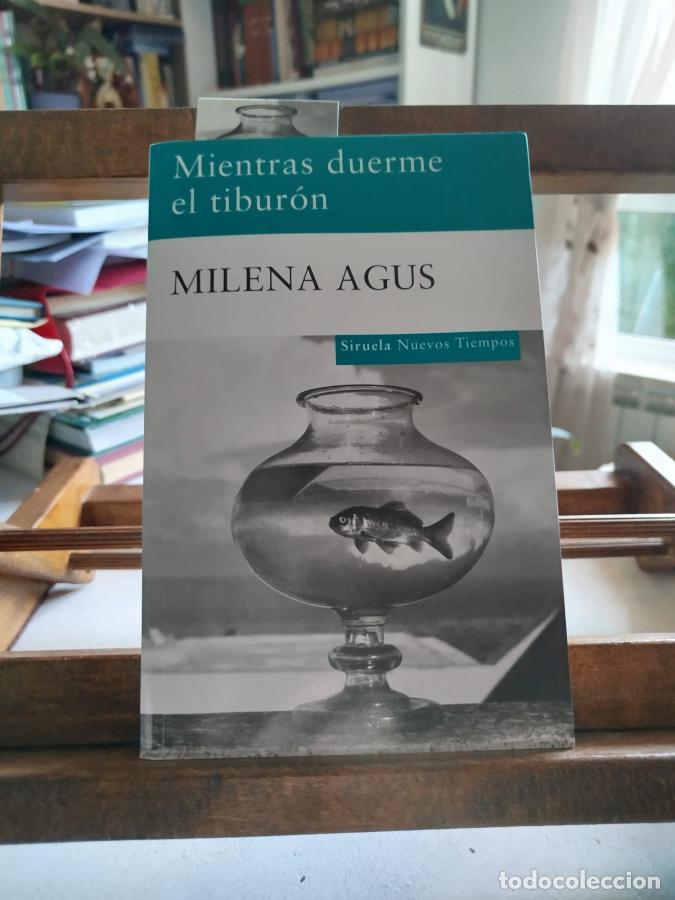 Libros: Mientras Duerme El Tibur&oacute;n - Agus, Milena - Foto 1