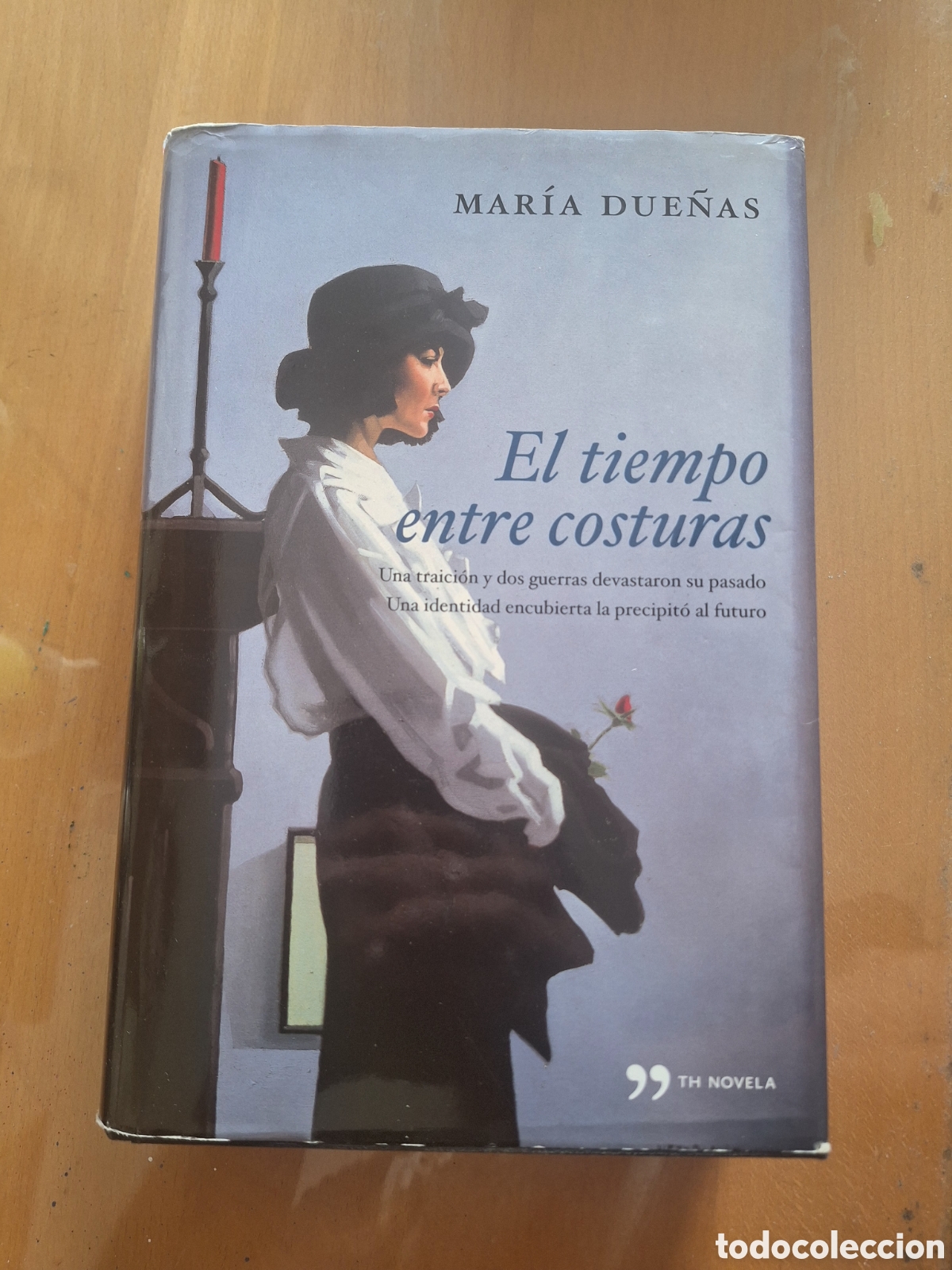 Libros: Mar&iacute;a Due&ntilde;as. El tiempo entre costuras - Foto 1