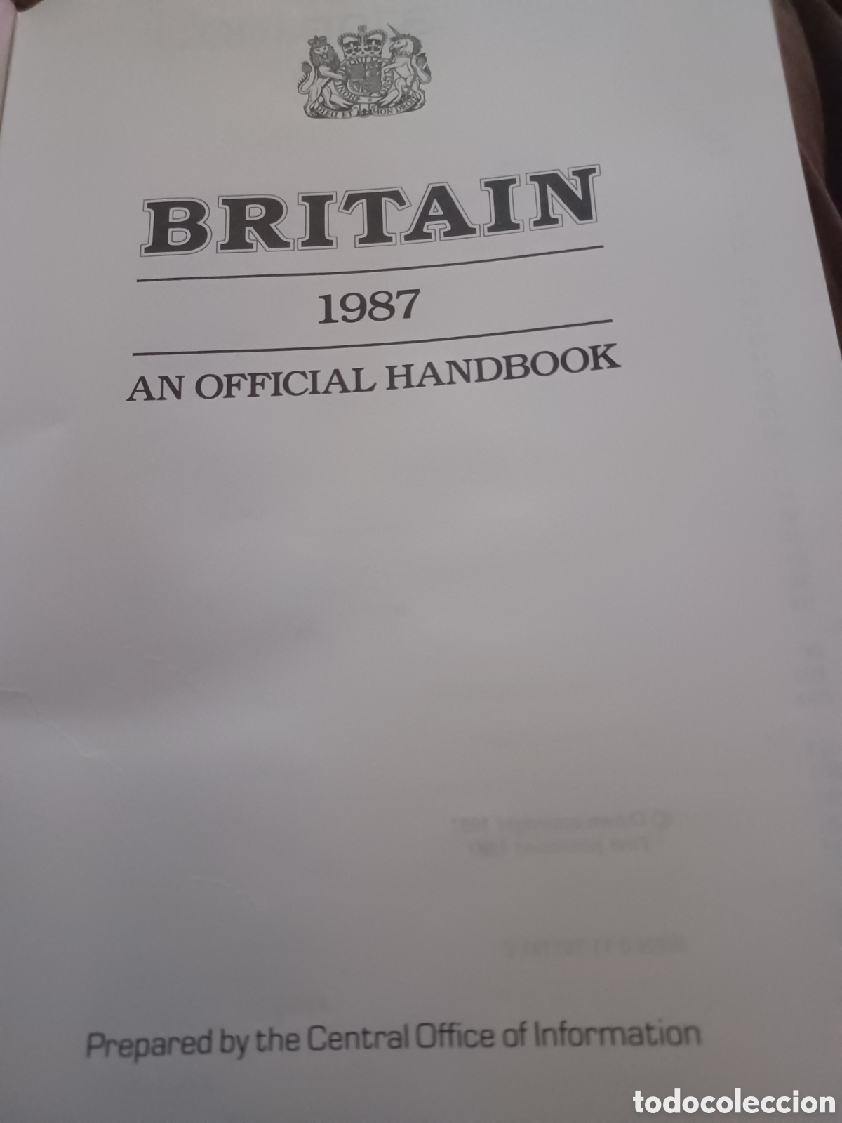 Libros: Barybook C65. . Britain 1987 An official Handbook en ingles - Foto 3