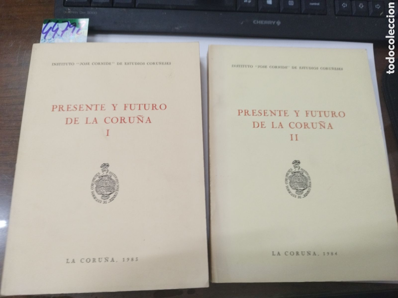 Libros: PRESENTE Y FUTURO DE LA CORU&Ntilde;A. Los 2 tomos. Galicia - Foto 1