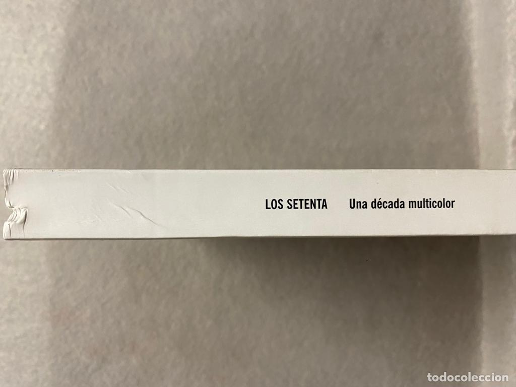 Libros: LOS SETENTA. Una d&eacute;cada multicolor. Cat&aacute;logo. - Foto 3