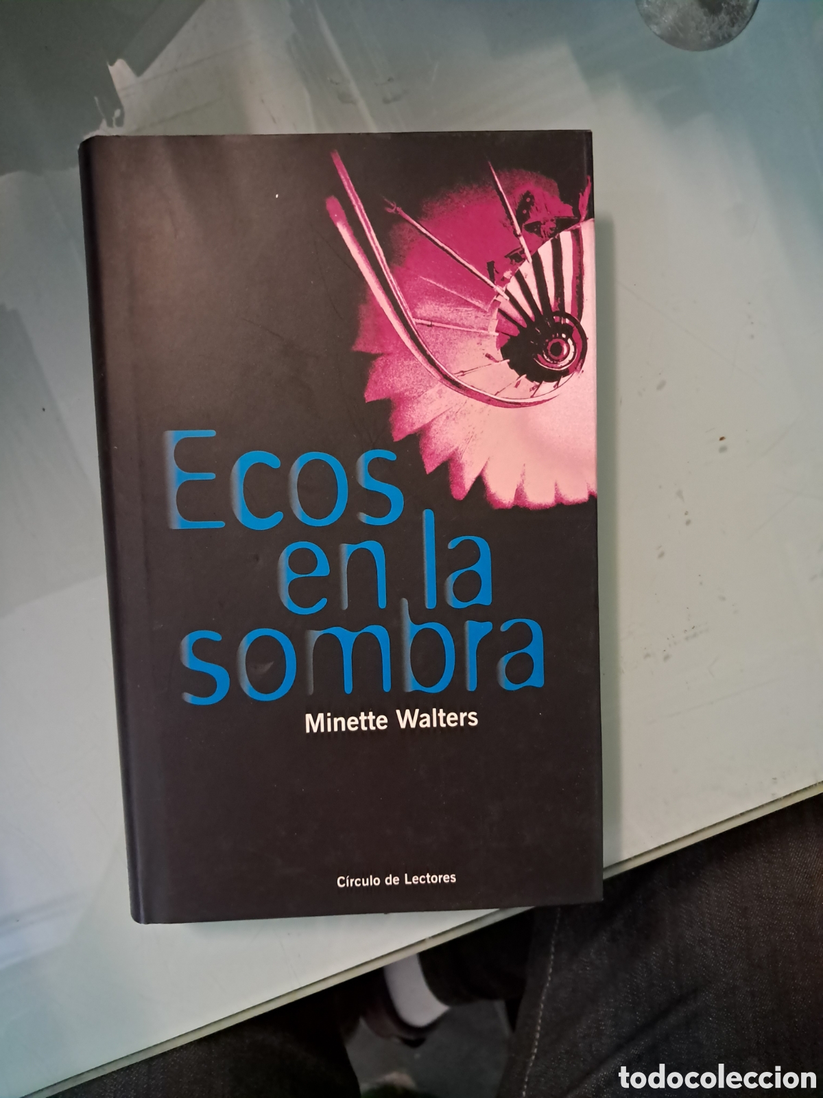 Libros: Minette Walters, Ecos en la sombra, C&iacute;rculo de Lectores - Foto 1