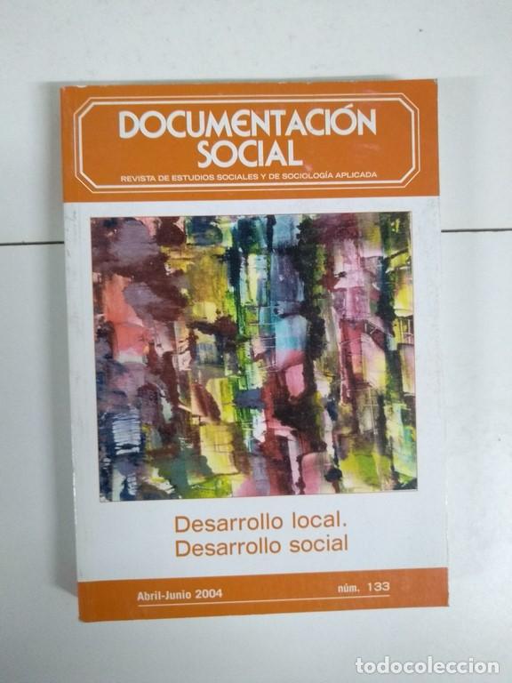 Libros: Documentaci&oacute;n Social. Desarrollo local. Desarrollo social - Foto 1