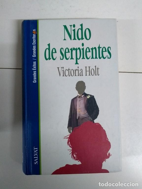 Libros: Nido de serpientes - Victoria Holt - Foto 1