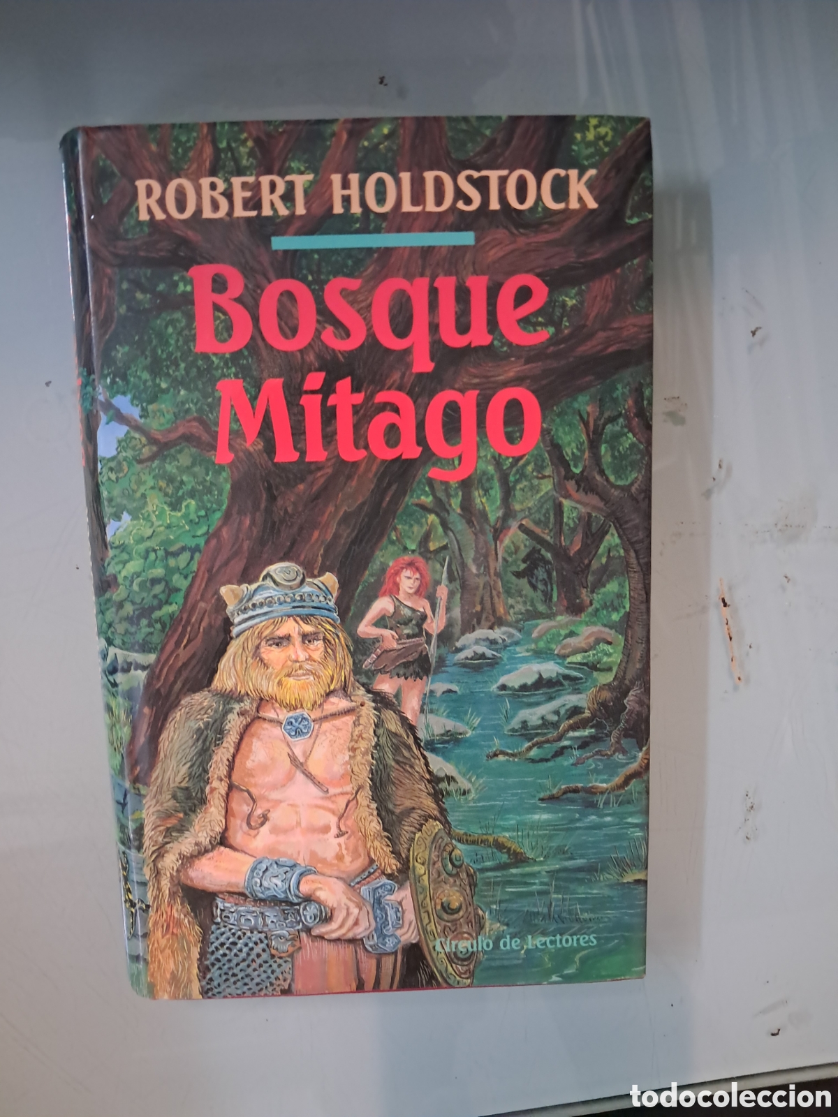 Libros: Robert Holdstock, Bosque mitago, C&iacute;rculo de Lectores - Foto 1