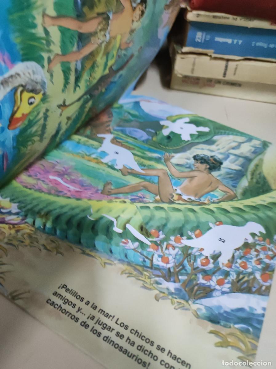Libros: DINOSAURIOS LIBRO DE PEGATINAS EL AMIGO DE KALAY (INCOMPLETO) - Foto 2