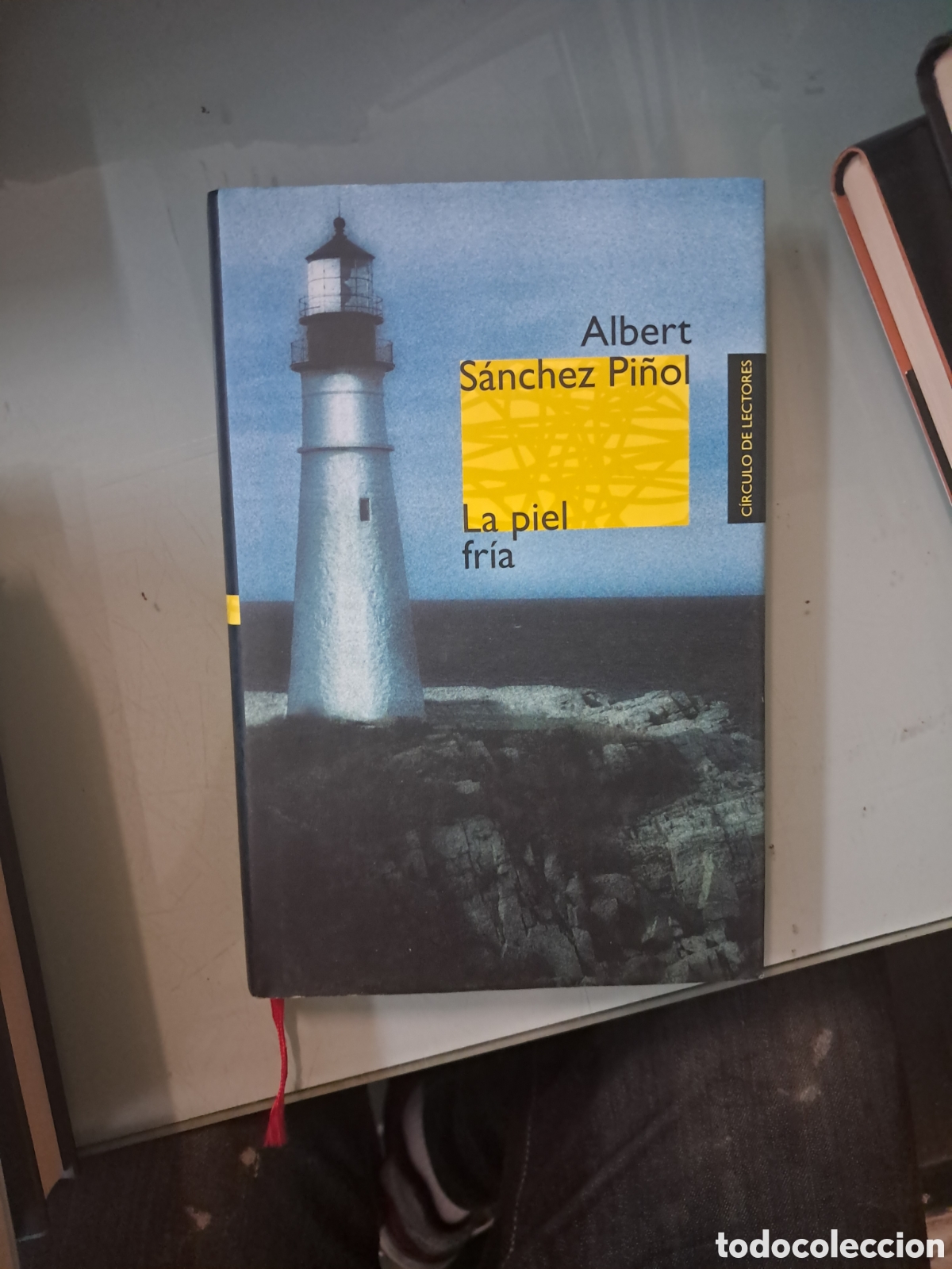Libros: Albert S&aacute;nchez Pi&ntilde;on, La piel fr&iacute;a, C&iacute;rculo de Lectores - Foto 1