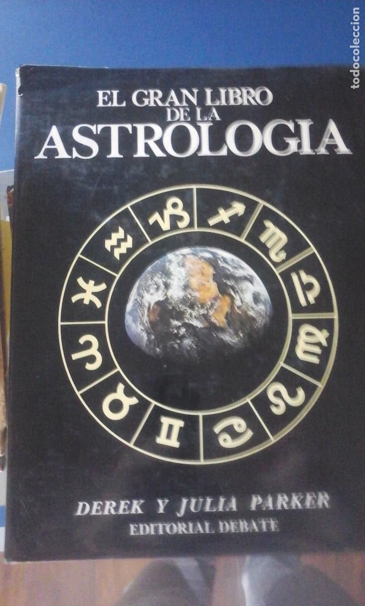 Libros: EL GRAN LIBRO DE LA ASTROLOG&Iacute;A (Msdrid, 1972) - Derek y Julia Parker - Foto 1