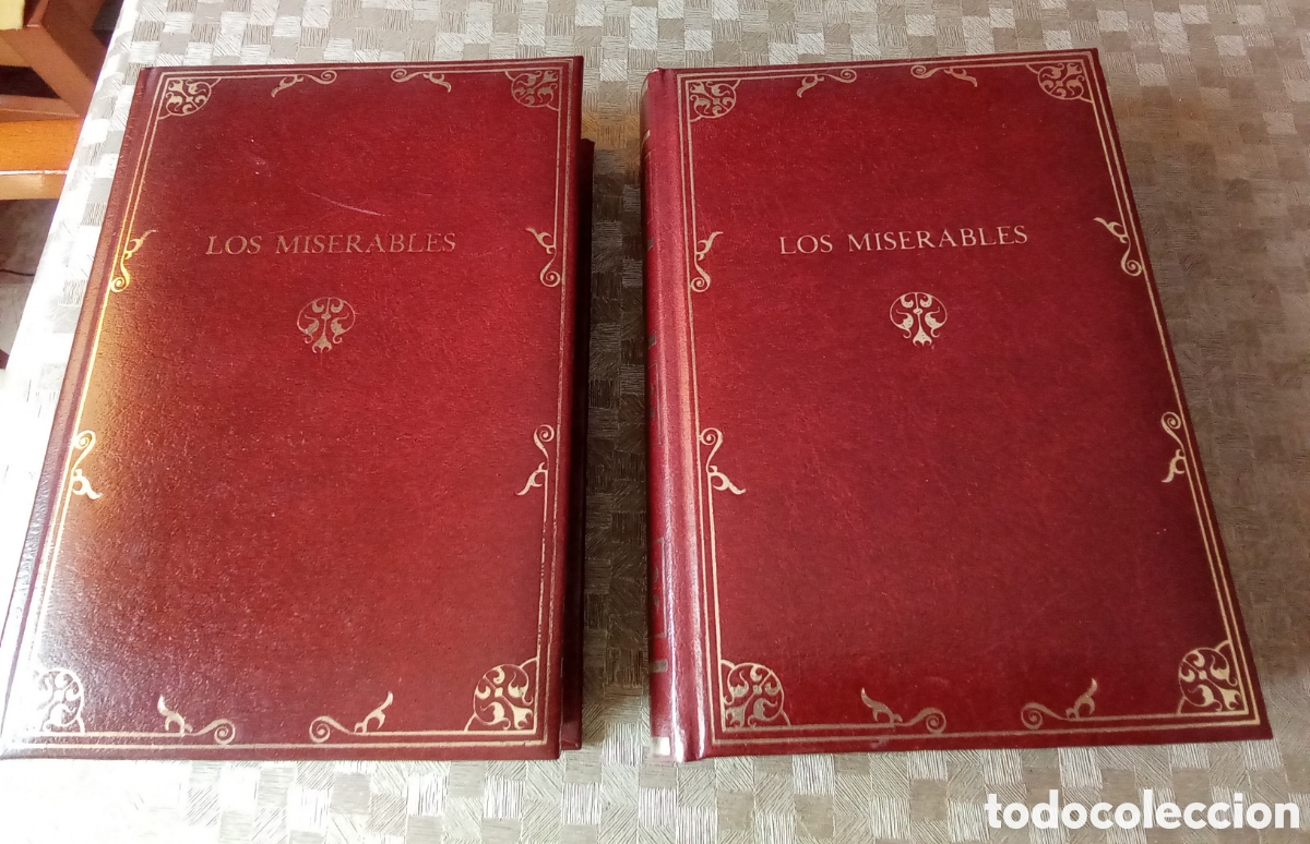 Libros: Novela &rdquo;Los Miserables&rdquo; de V&iacute;ctor Hugo, 2 tomos - Foto 1