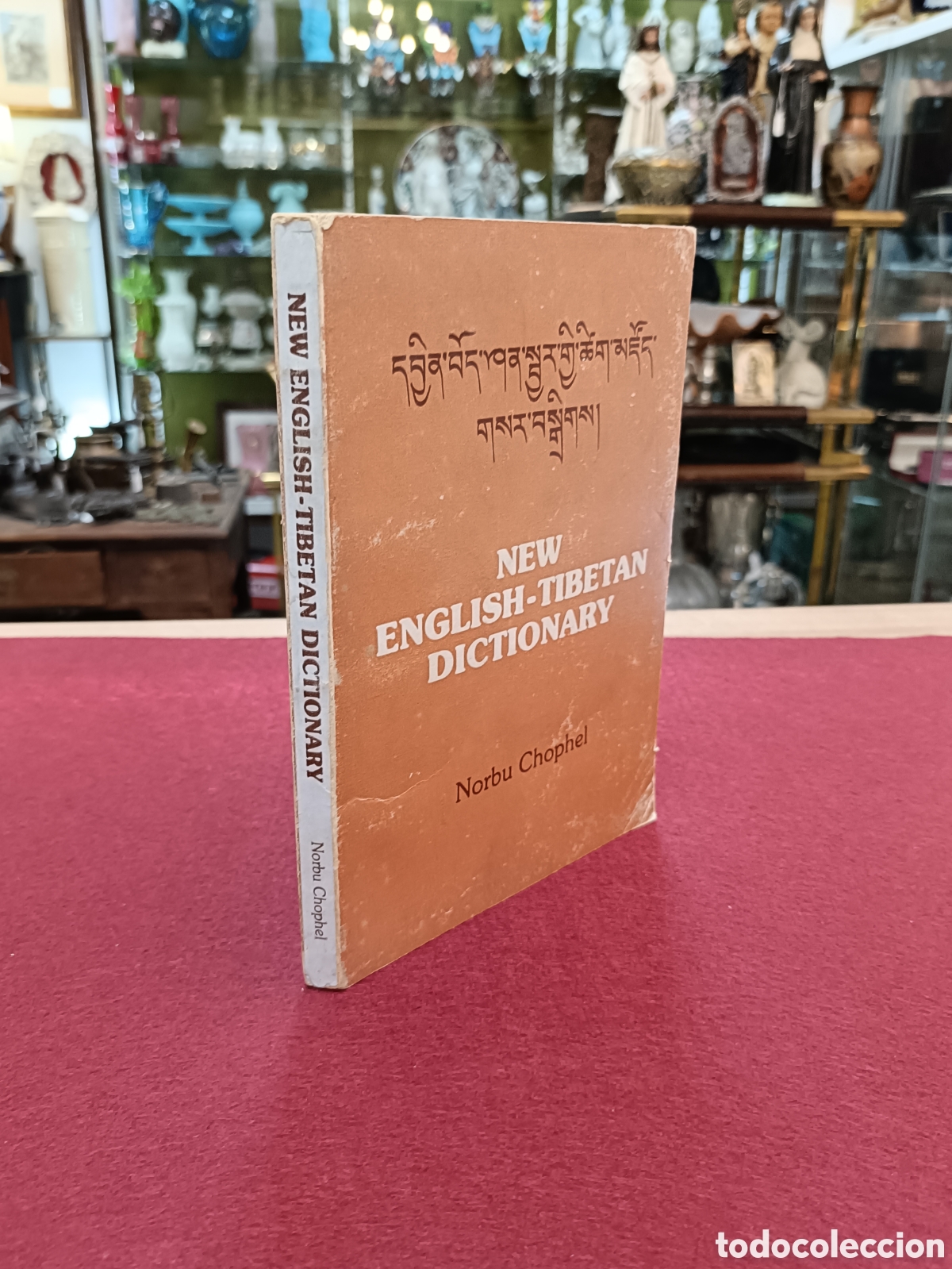 books: NEW ENGLISH TIBETAN DICTIONARY. NORBU CUOPHEL.