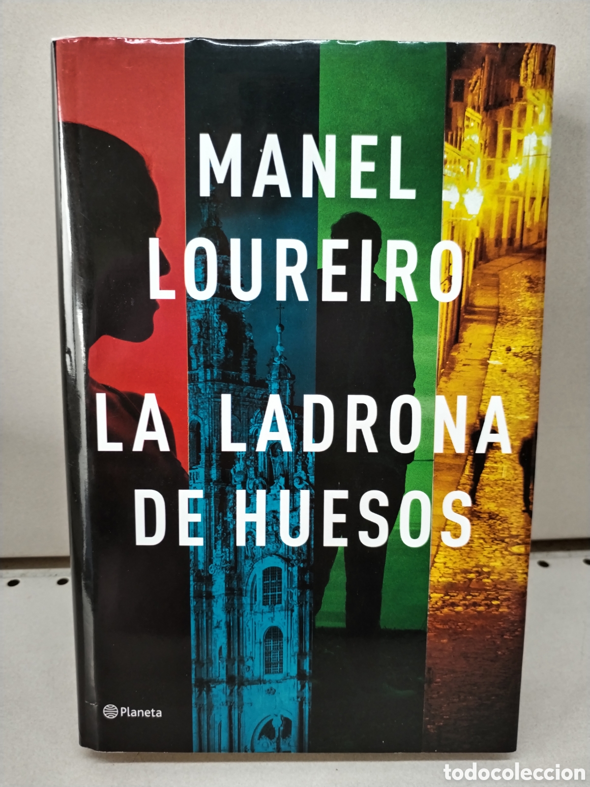 Libros: La ladrona de huesos - Loureiro, Manel - Foto 1