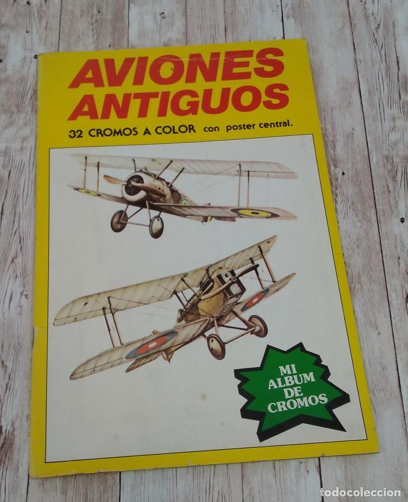 B&uuml;cher: Aviones antiguos (completo: 32 cromos a color con poster central Tipos de Motores)