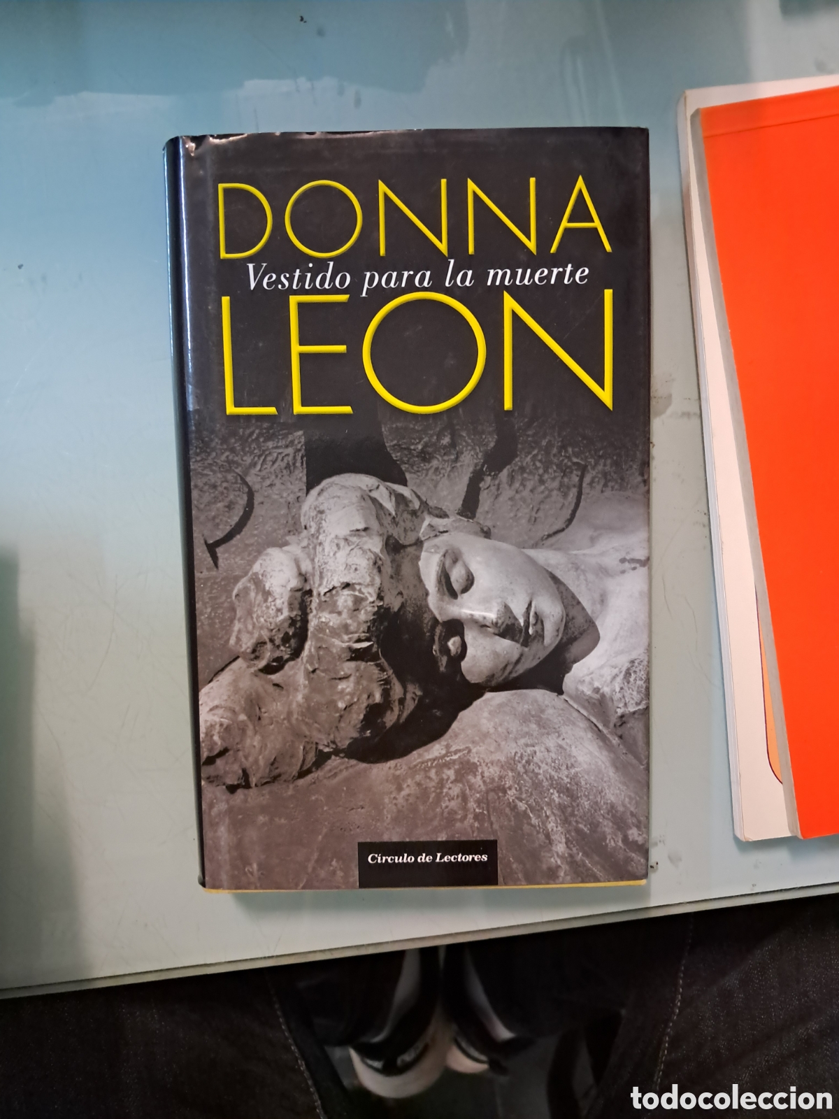 Libros: Donald Le&oacute;n, Vestido para la.muerte, C&iacute;rculo de Lectores - Foto 1